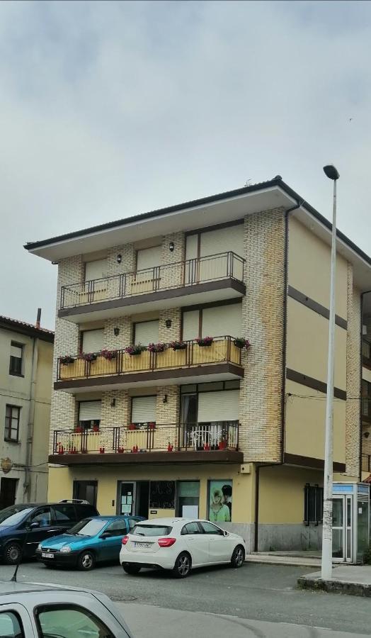 Apartamento Rio Agueera En Guriezo, Next To Castro Urdiales Y Bilbao Adino 外观 照片